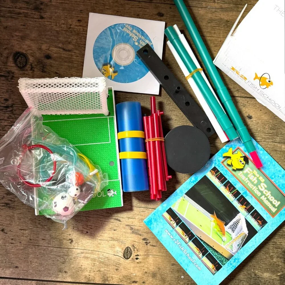 R2 Fish School Complete Kit Aquarium Fish Tricks Training Set w/ Manual CD